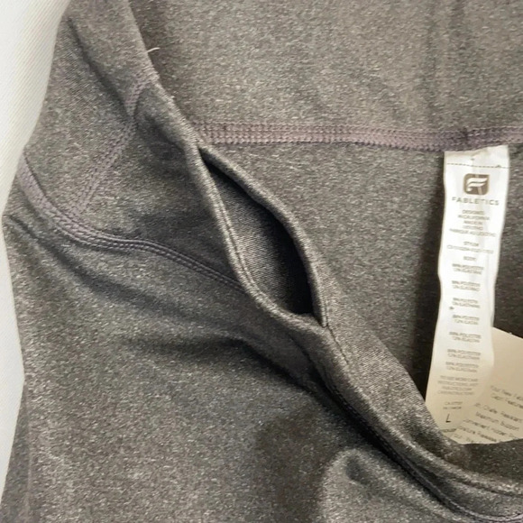 Fabletics New Women’s L‎ Maximum Support Four-Way Stretch Comfort Capri Leggings - Picture 4 of 6